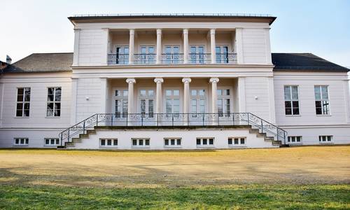 Gesellschaftshaus Parkseite (c) Kathrin Singer
