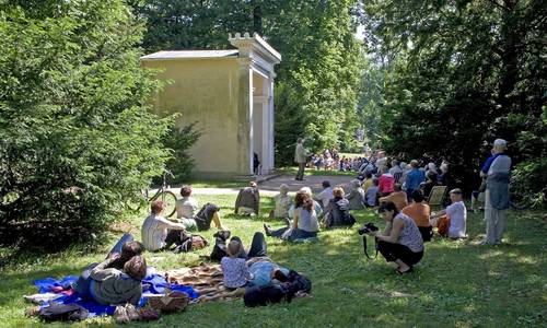 Blumengartenhaus im Luisium Musik am Sonntag am Blumengartenhaus im Luisium. Foto: Heinz Fräßdorf.
