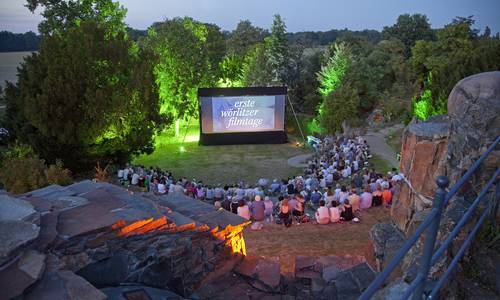 Sommerkino Sommerkino auf der Insel Stein. Foto: Heinz Fräßdorf.